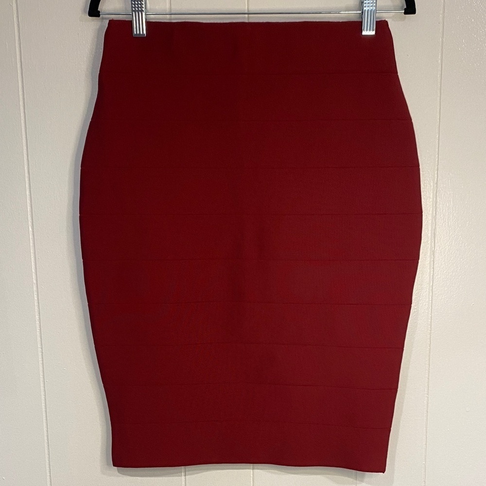 Shinestar Burgundy Bodycon Pencil Skirt Textured Bandage Silver Zip NWT L
